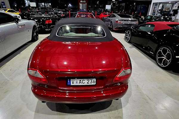 1998 Jaguar XK8 Classic