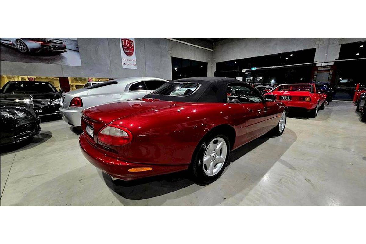 1998 Jaguar XK8 Classic