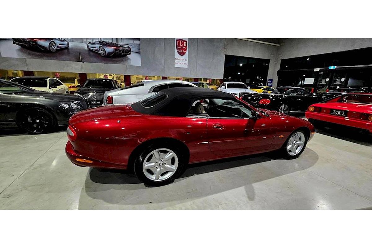 1998 Jaguar XK8 Classic