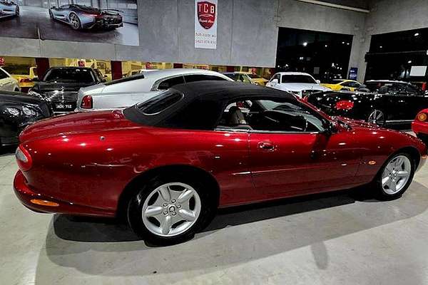 1998 Jaguar XK8 Classic