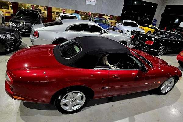 1998 Jaguar XK8 Classic