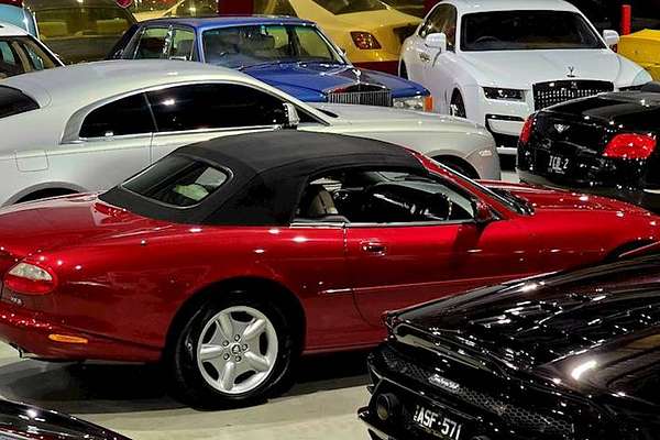 1998 Jaguar XK8 Classic