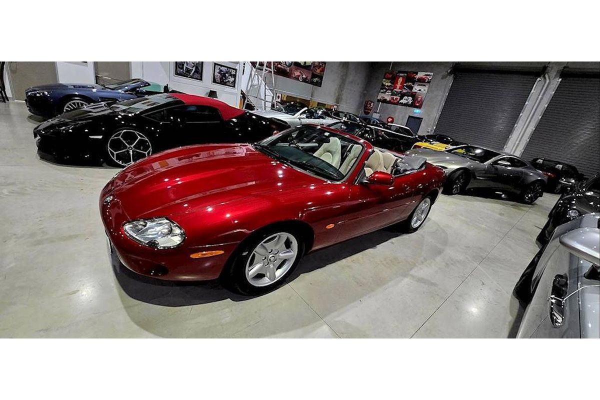 1998 Jaguar XK8 Classic