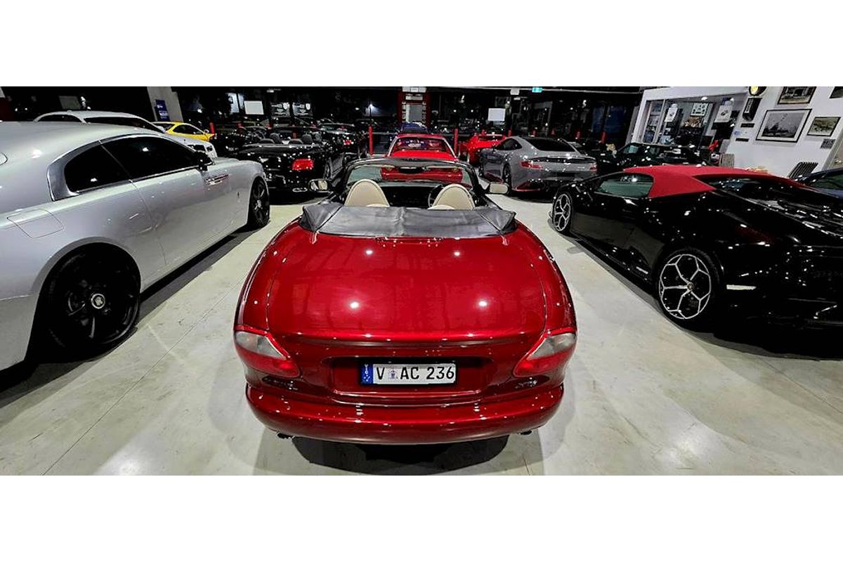1998 Jaguar XK8 Classic