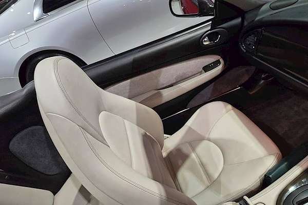 1998 Jaguar XK8 Classic