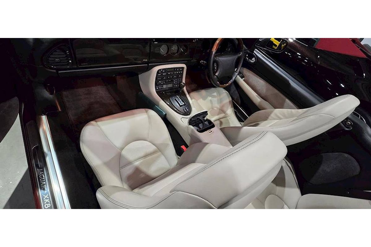 1998 Jaguar XK8 Classic