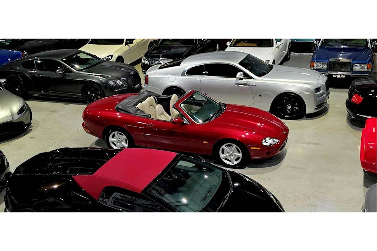 1998 Jaguar XK8 Classic