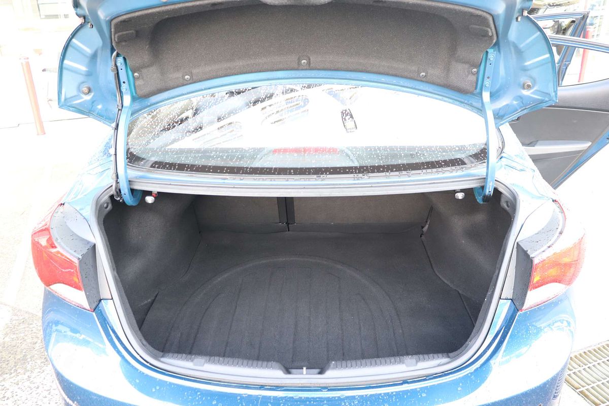 2013 Hyundai Elantra Trophy MD3