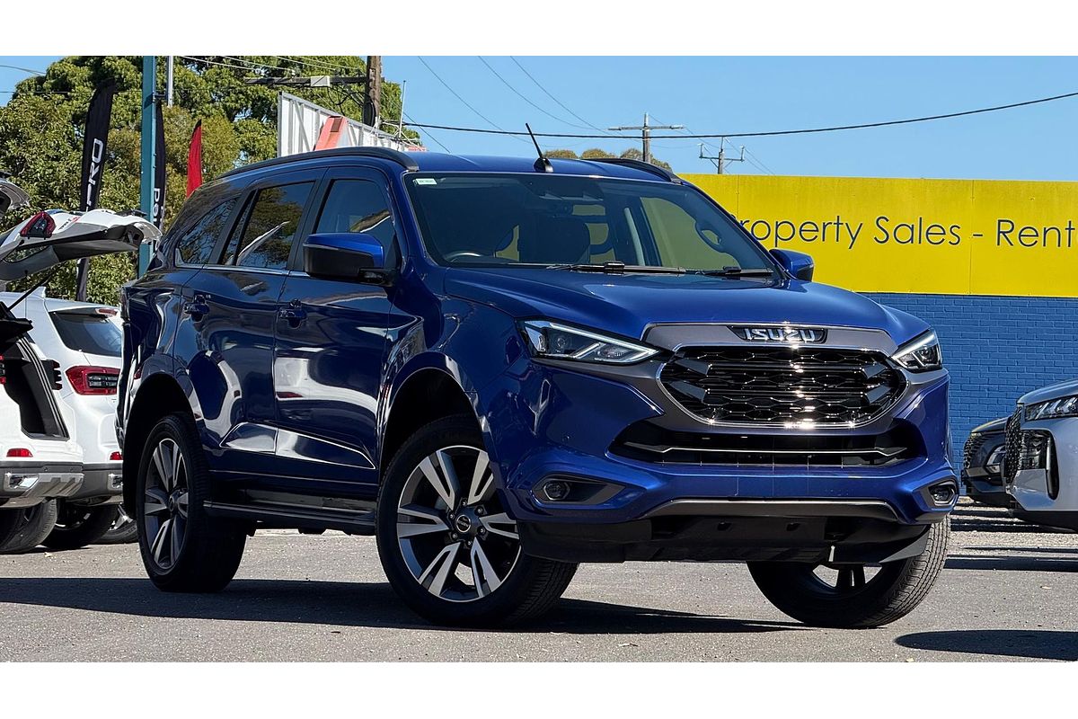 2023 Isuzu MU-X LS-T