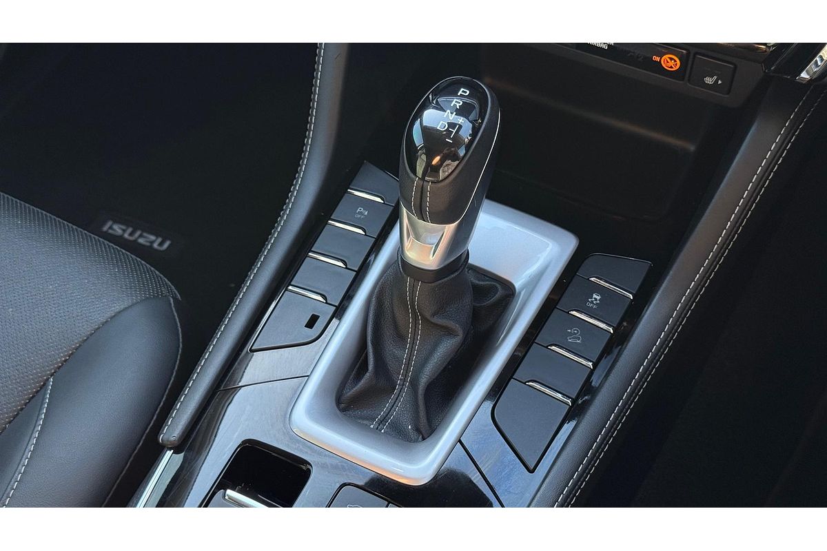 2023 Isuzu MU-X LS-T