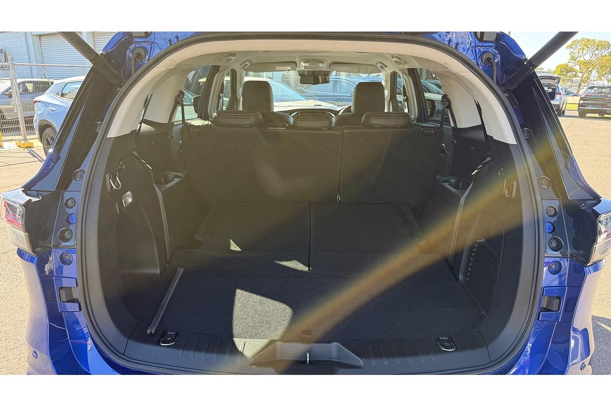 2023 Isuzu MU-X LS-T