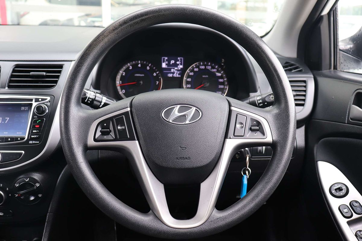 2014 Hyundai Accent Active RB2