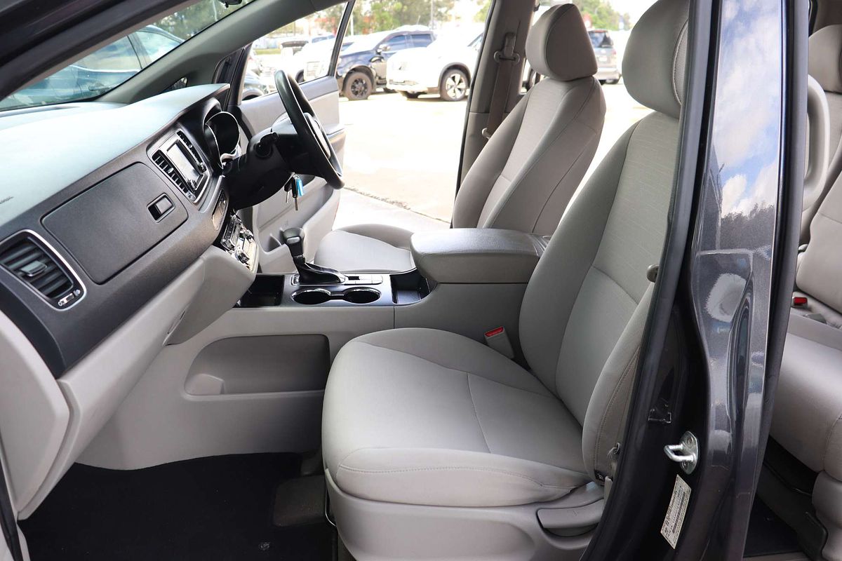 2018 Kia Carnival S YP