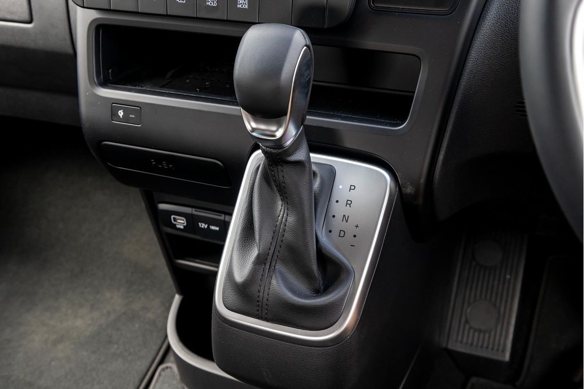 2024 Hyundai STARIA LOAD US4.V3