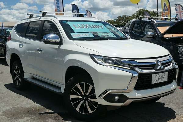 2016 Mitsubishi Pajero Sport GLX QE