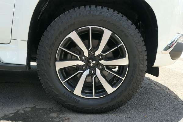 2016 Mitsubishi Pajero Sport GLX QE