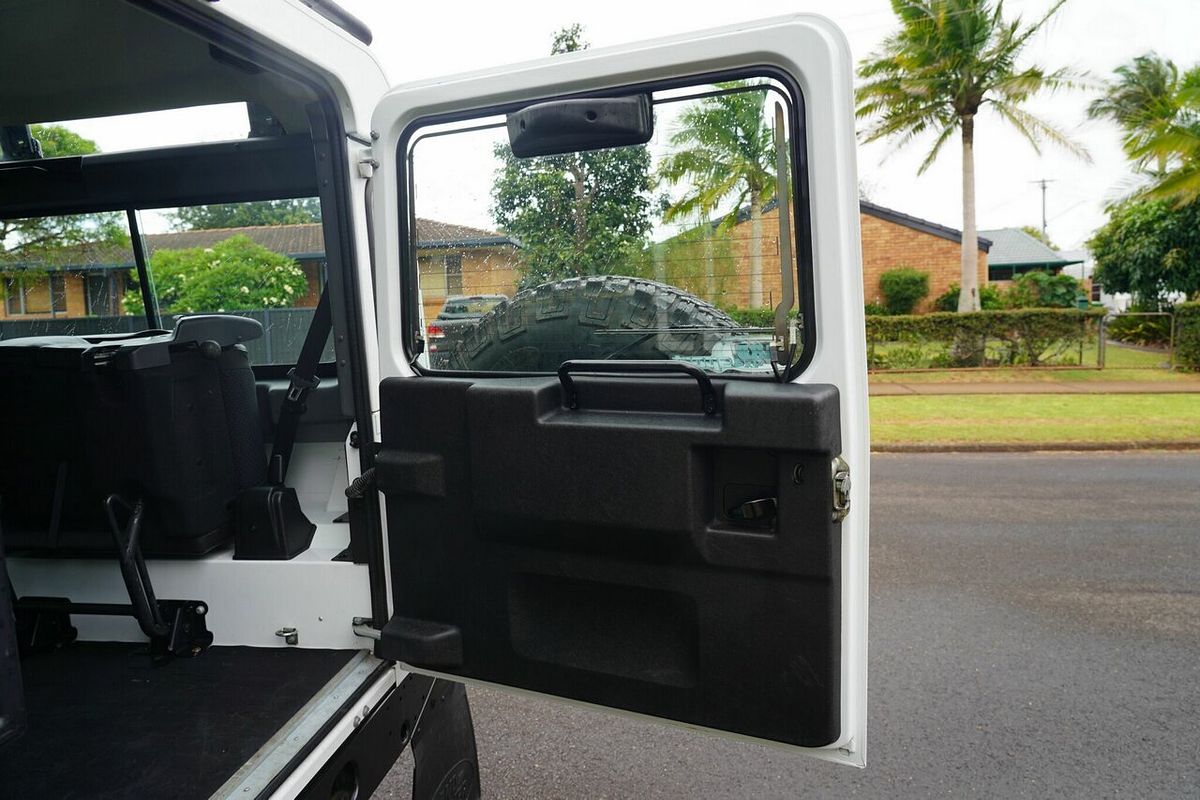 2011 Land Rover Defender 90 Limited Edition (4x4) MY11