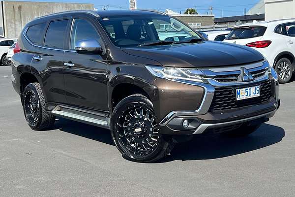 2016 Mitsubishi Pajero Sport GLS QE