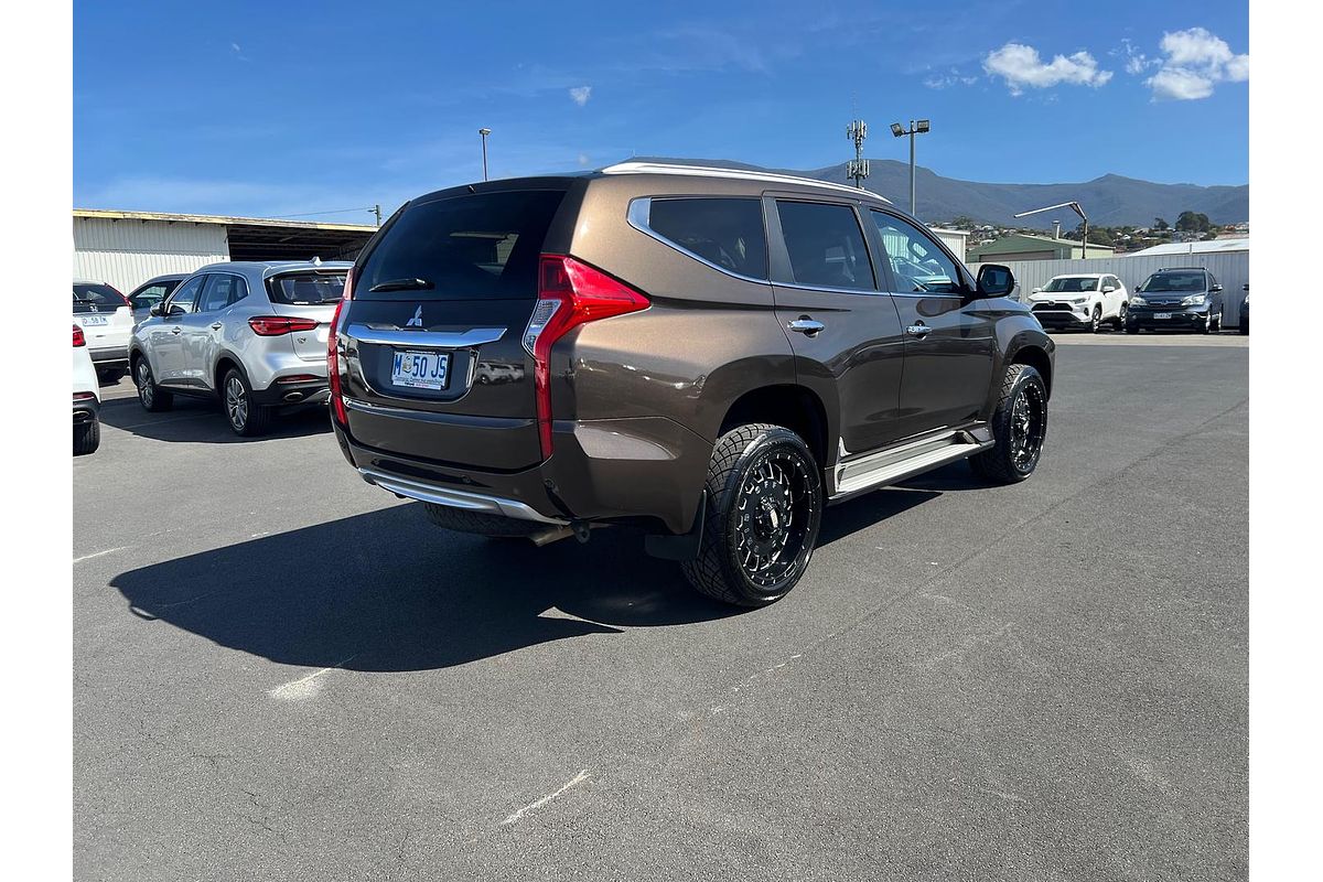 2016 Mitsubishi Pajero Sport GLS QE