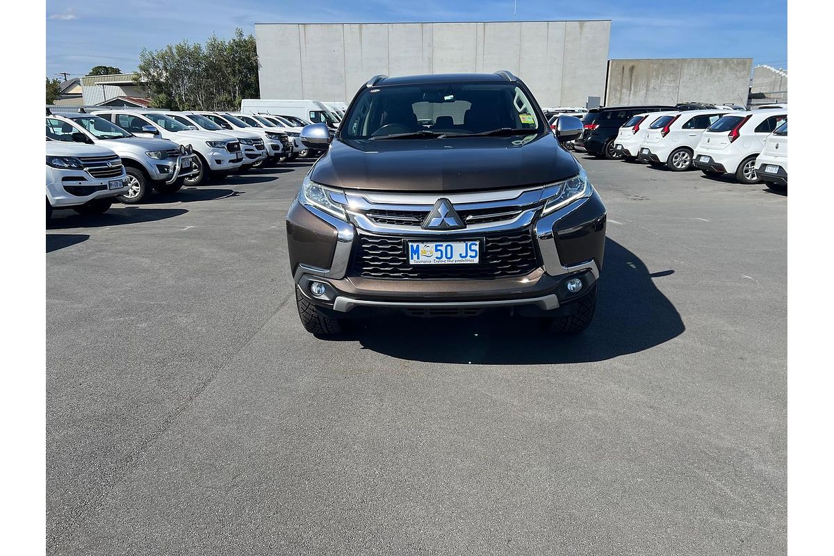2016 Mitsubishi Pajero Sport GLS QE