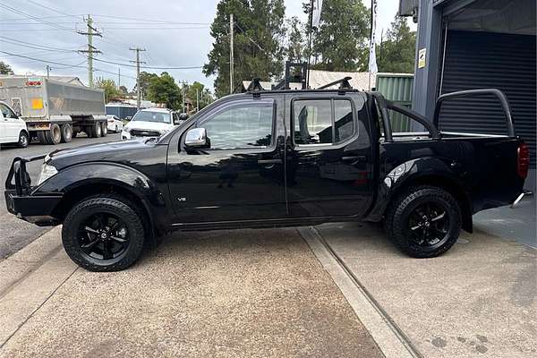 2013 Nissan NAVARA ST-X 550 (4x4) D40 MY12