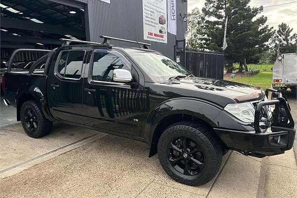 2013 Nissan NAVARA ST-X 550 (4x4) D40 MY12
