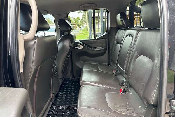2013 Nissan NAVARA ST-X 550 (4x4) D40 MY12