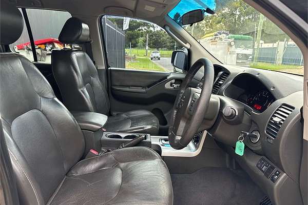 2013 Nissan NAVARA ST-X 550 (4x4) D40 MY12