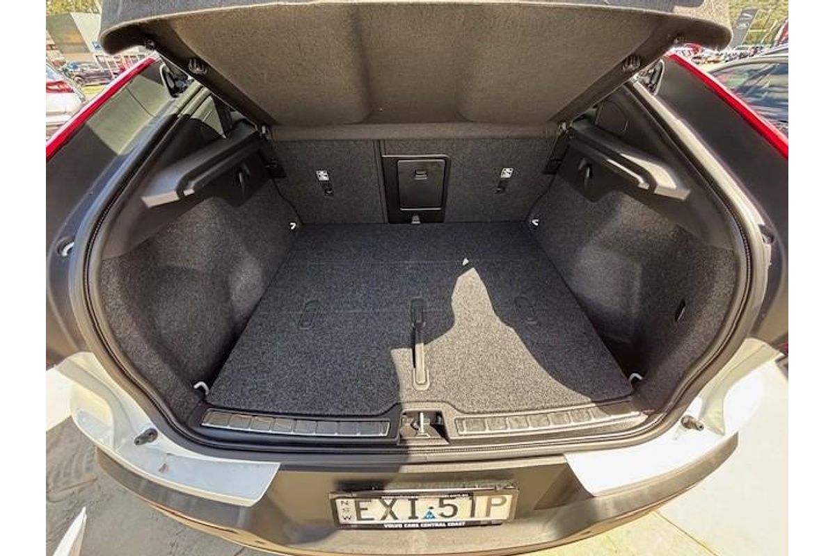 2022 Volvo C40 Recharge