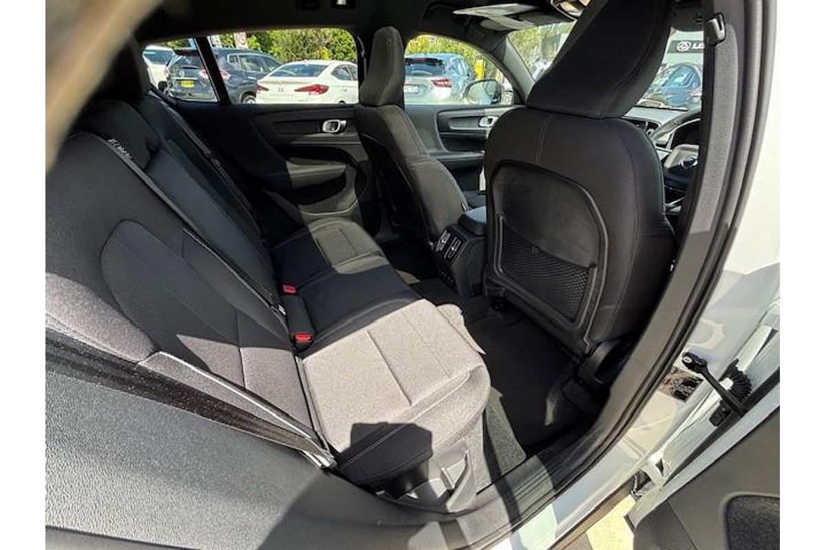 2022 Volvo C40 Recharge