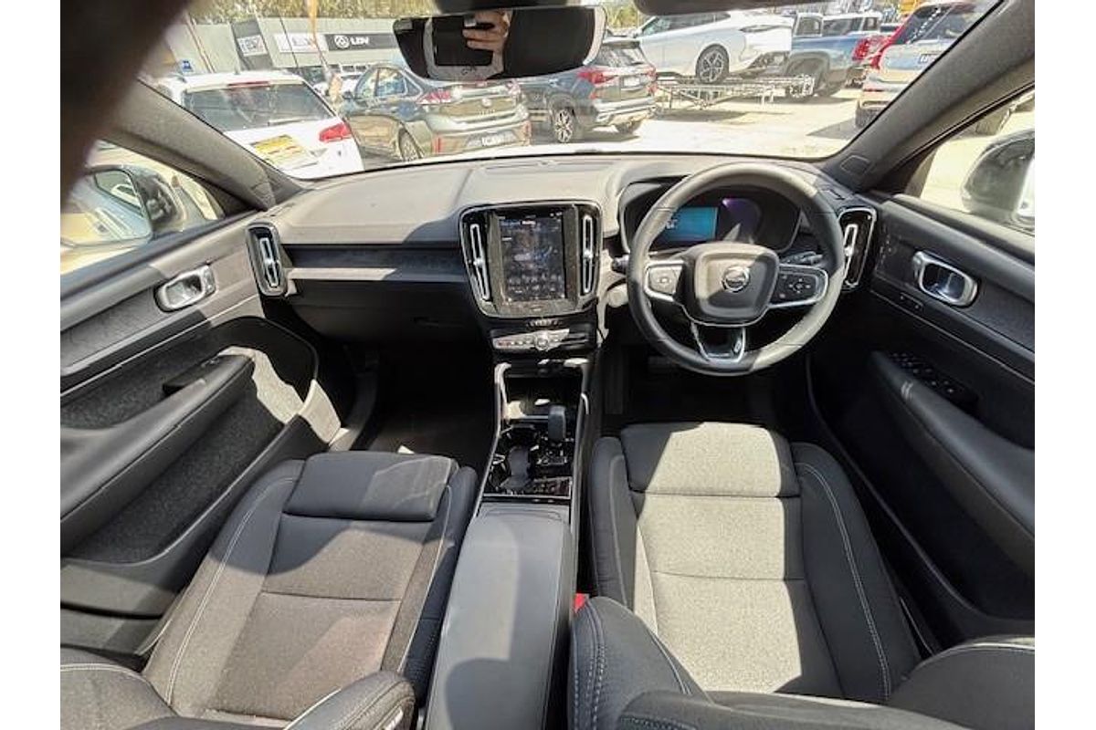 2022 Volvo C40 Recharge