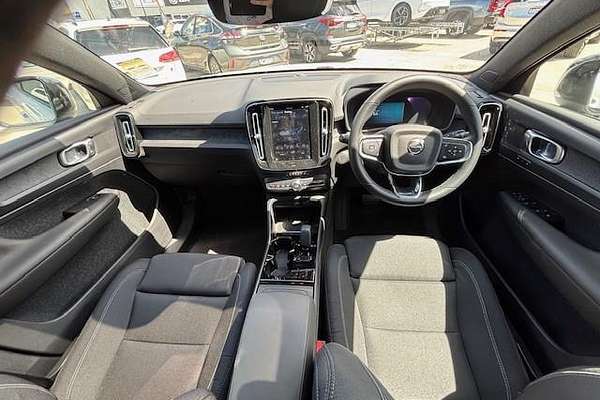 2022 Volvo C40 Recharge
