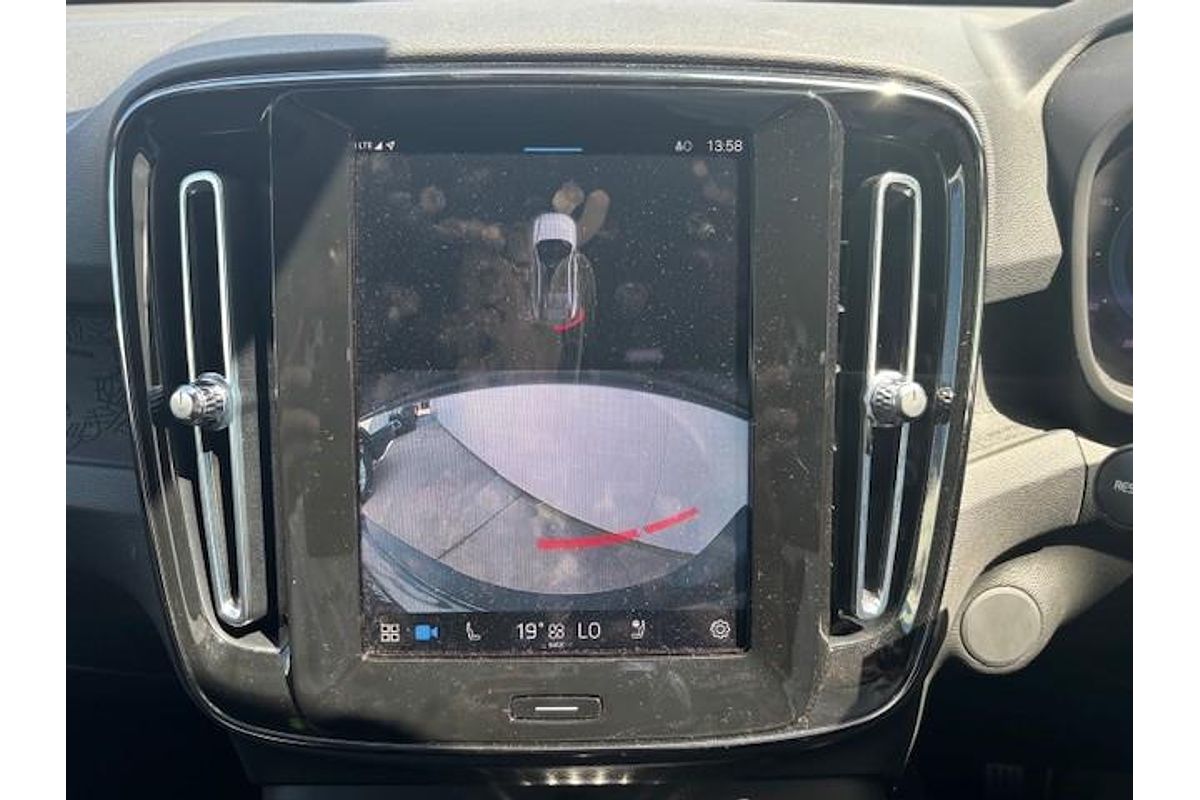 2022 Volvo C40 Recharge