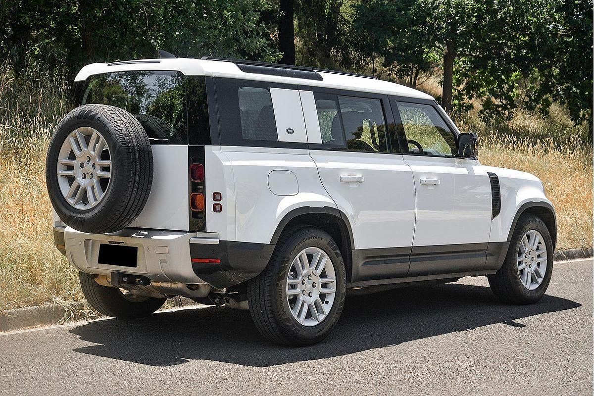 2024 Land Rover Defender 110 P300 S L663