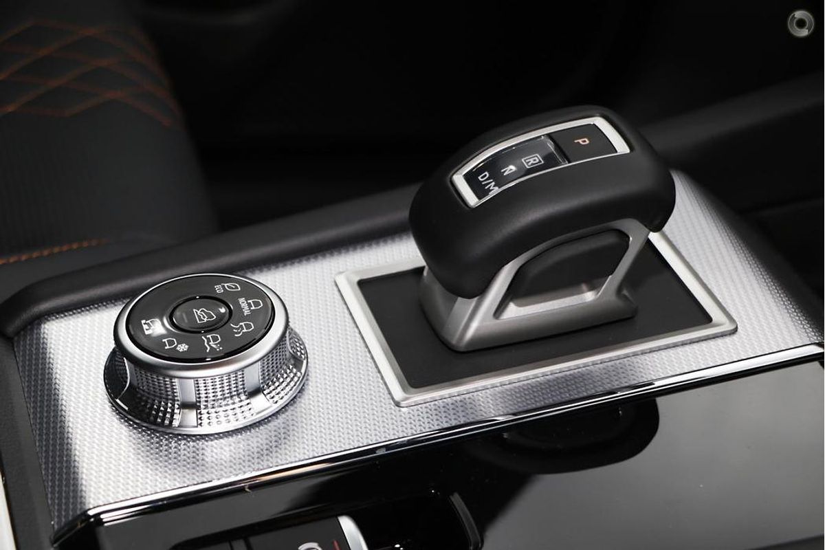 2024 Mitsubishi Outlander Exceed Tourer ZM