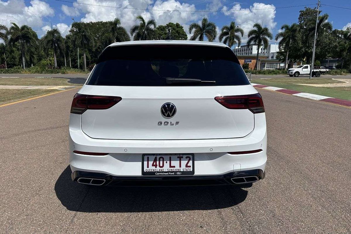 2022 Volkswagen Golf 110TSI R-Line 8