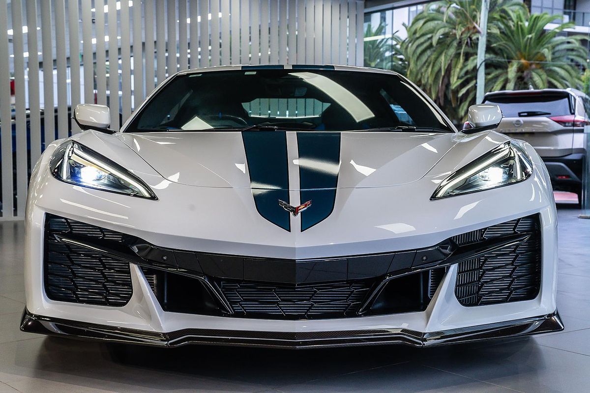 2024 Chevrolet Corvette E-Ray 3LZ C8