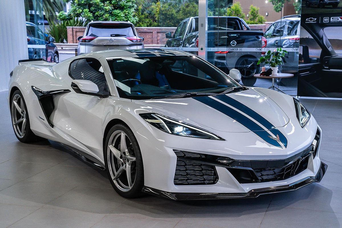 2024 Chevrolet Corvette E-Ray 3LZ C8
