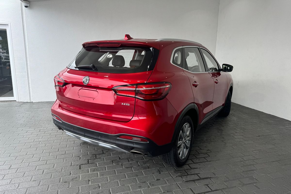 2022 MG HS Vibe SAS23