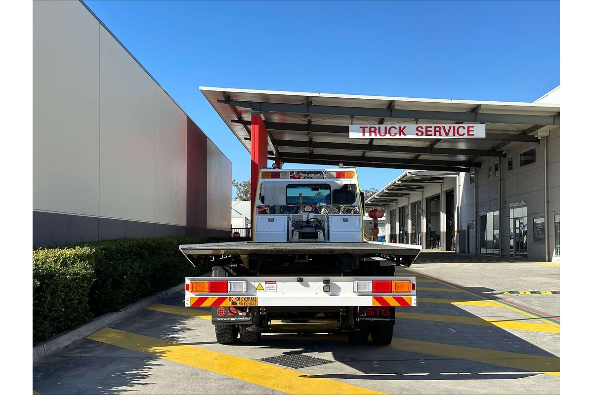 2024 Isuzu FYJ 300-350 AUTO XLWB Tilt Tray NO ADBLUE OR DPD  8x4
