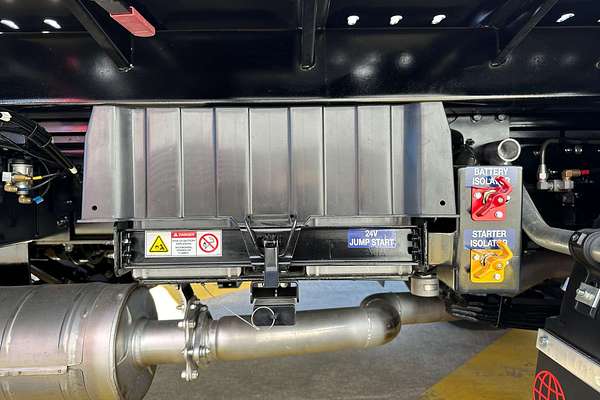 2024 Isuzu FYJ 300-350 AUTO XLWB Tilt Tray NO ADBLUE OR DPD  8x4
