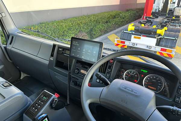 2024 Isuzu FYJ 300-350 AUTO XLWB Tilt Tray NO ADBLUE OR DPD  8x4