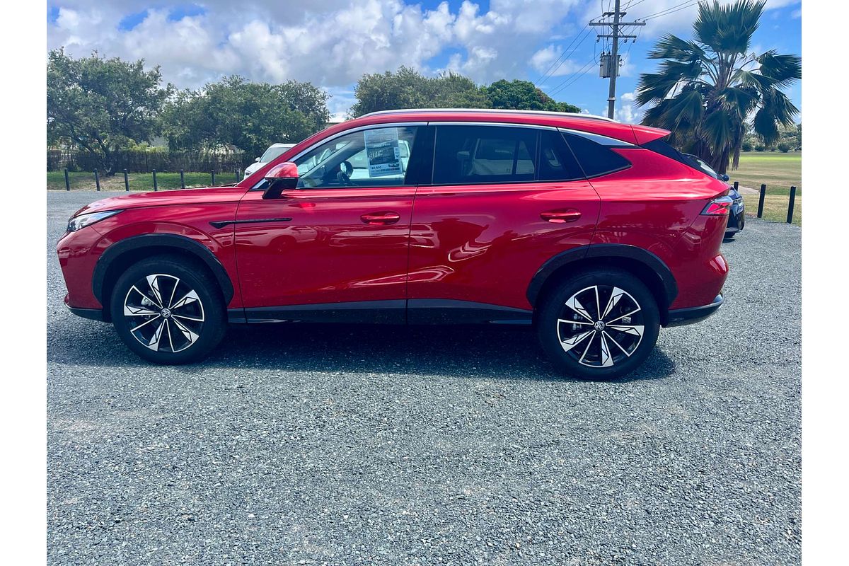 2024 MG HS Essence AS33