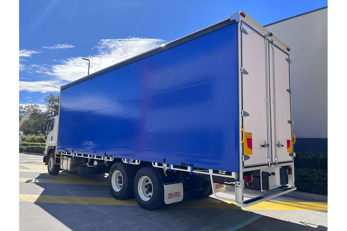 2025 Isuzu FVL 240-300 AUTO LWB Freightpack NO ADBLUE  LWB