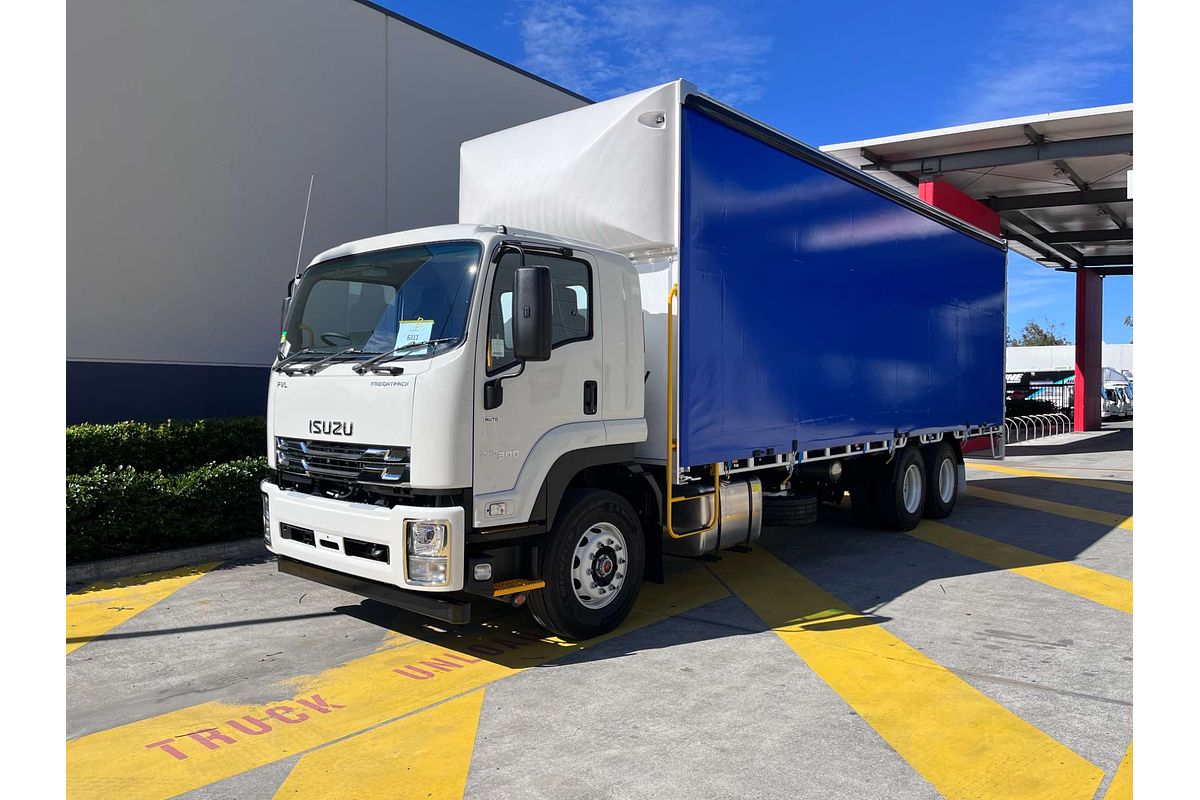 2025 Isuzu FVL 240-300 AUTO LWB Freightpack NO ADBLUE  LWB