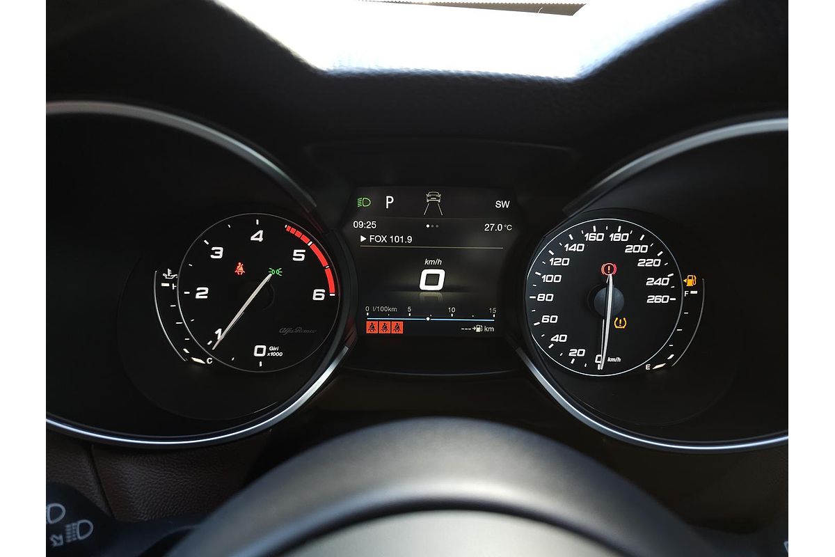 2020 Alfa Romeo Stelvio Sport Series 1