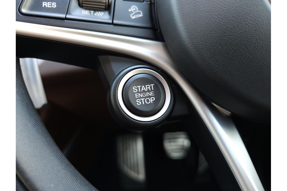 2020 Alfa Romeo Stelvio Sport Series 1