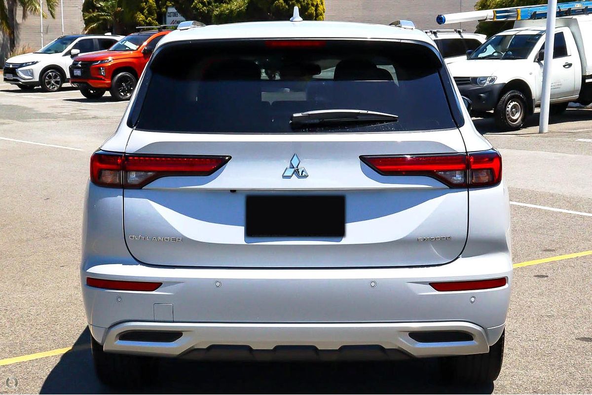 2023 Mitsubishi Outlander Exceed ZM