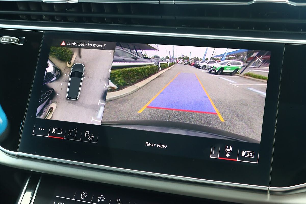 2023 Audi Q7 55 TFSI S line 4M