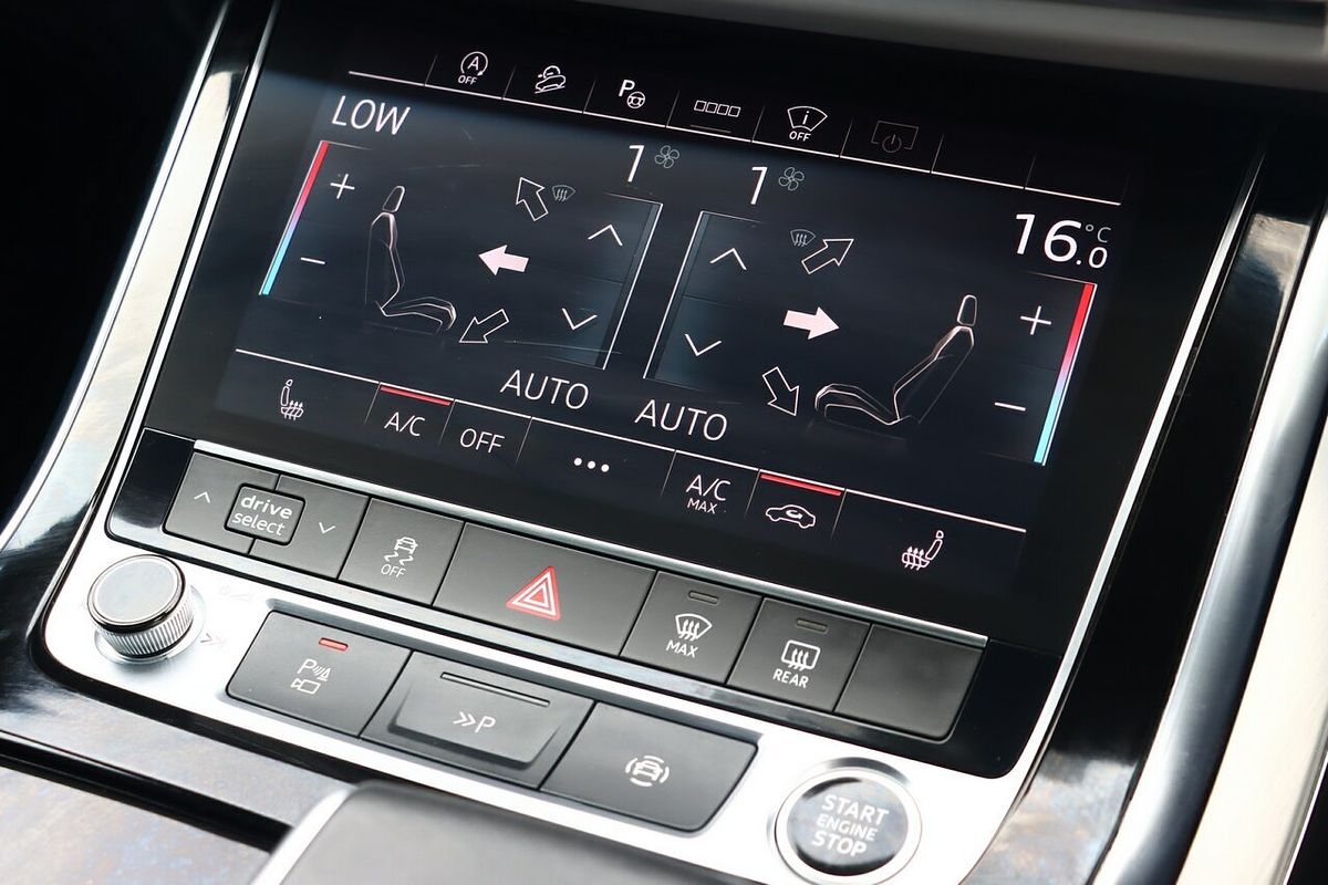 2023 Audi Q7 55 TFSI S line 4M